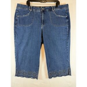 🔴 Gloria Vanderbilt Plus Size 20W Denim Capri Shorts - Embroidered Scalloped Hem